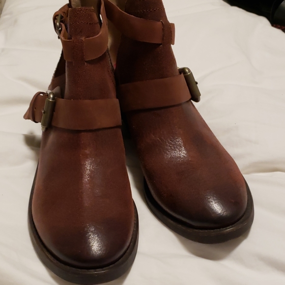 Lucky Brand leather booties - Picture 2 of 5